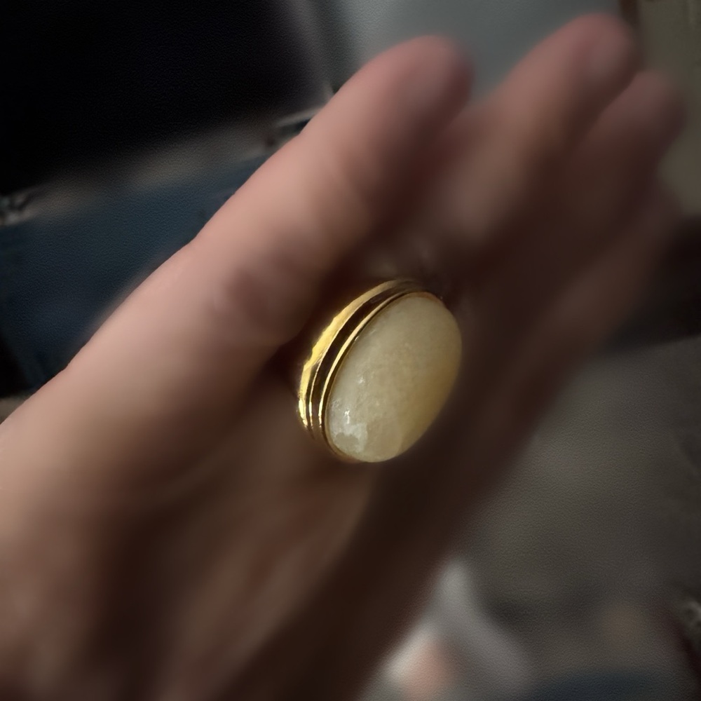 💕new grande white Agate Gold Plated Ring